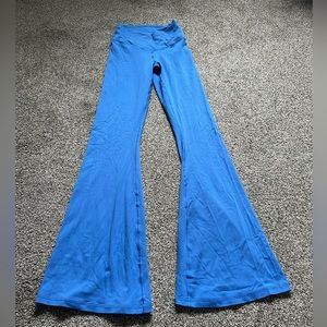 Worn Once Offline by Aerie Crossover Flare Leggings